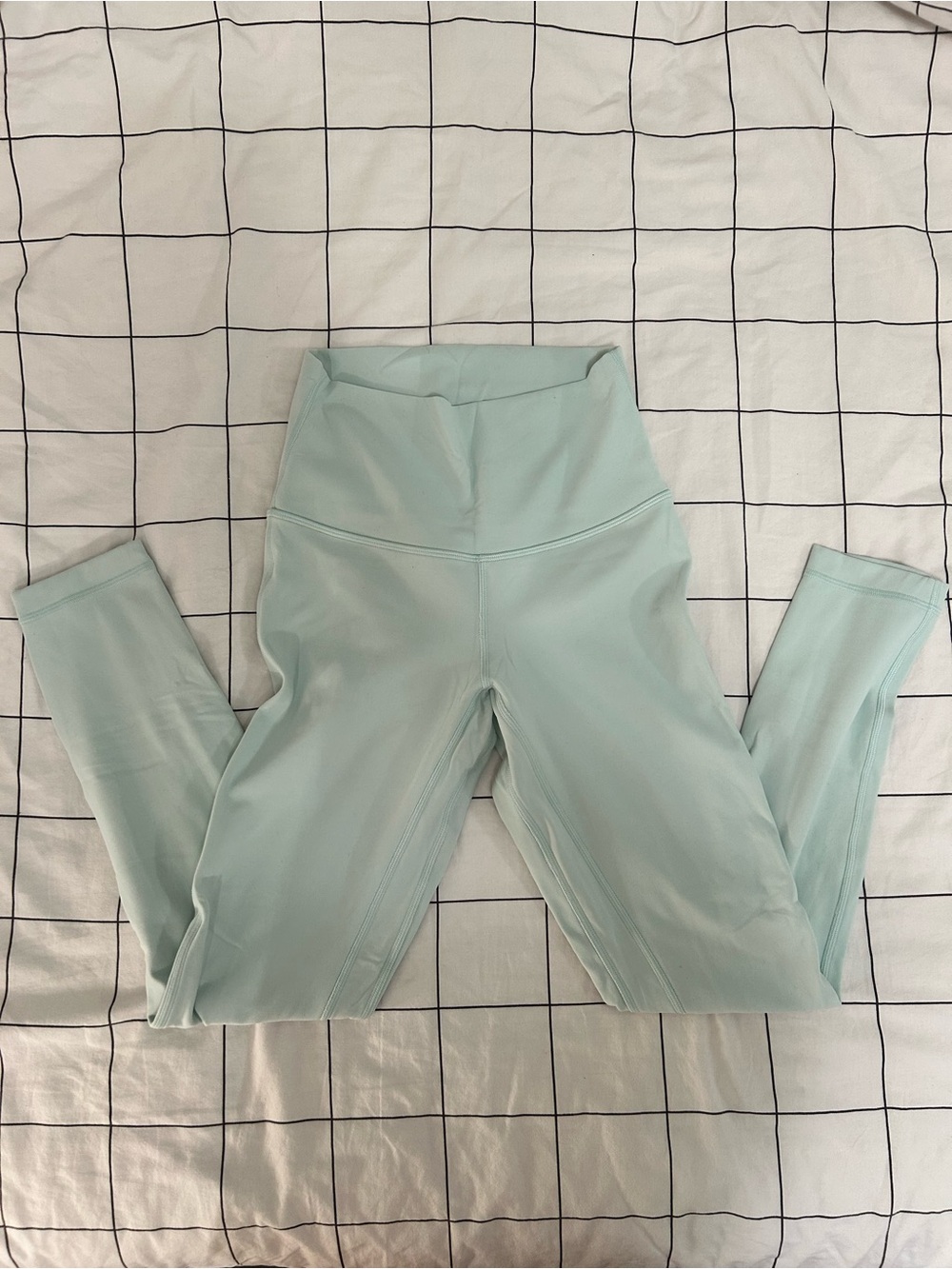 Lululemon Women’s Align High-Rise Pant 25" in Delicate Mint